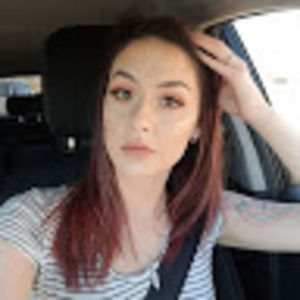 Meet your Posher, Holly